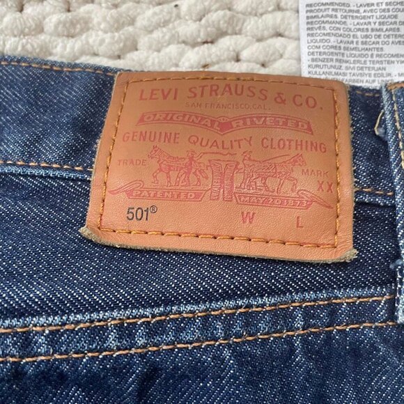 Levis Dark Wash Raw Hem 501's - Size 28 - Picture 5 of 7